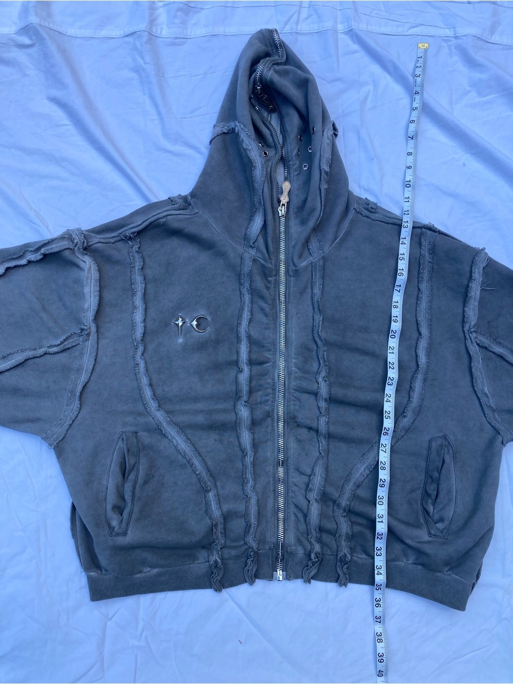 Thug Club Gladiator Hoodie L Size 3 Cropped Fit